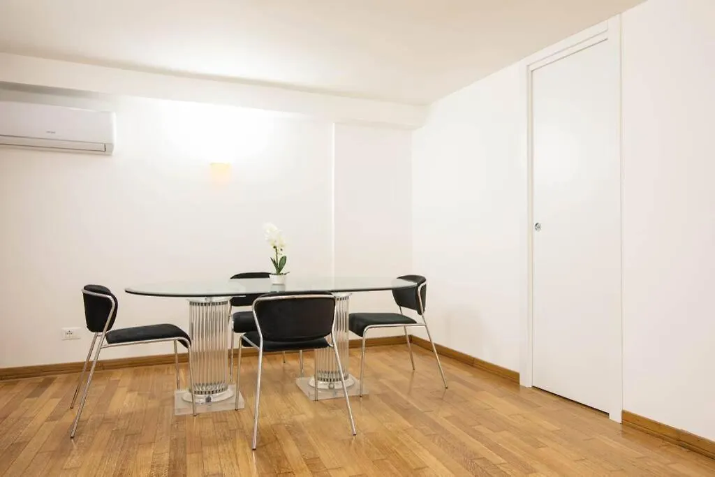 Apartment Unforgettable Split Level Jacuzzi Suite Navona - Top Collection Rome