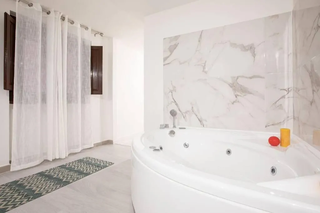 Unforgettable Split Level Jacuzzi Suite Navona - Top Collection Rome Italy